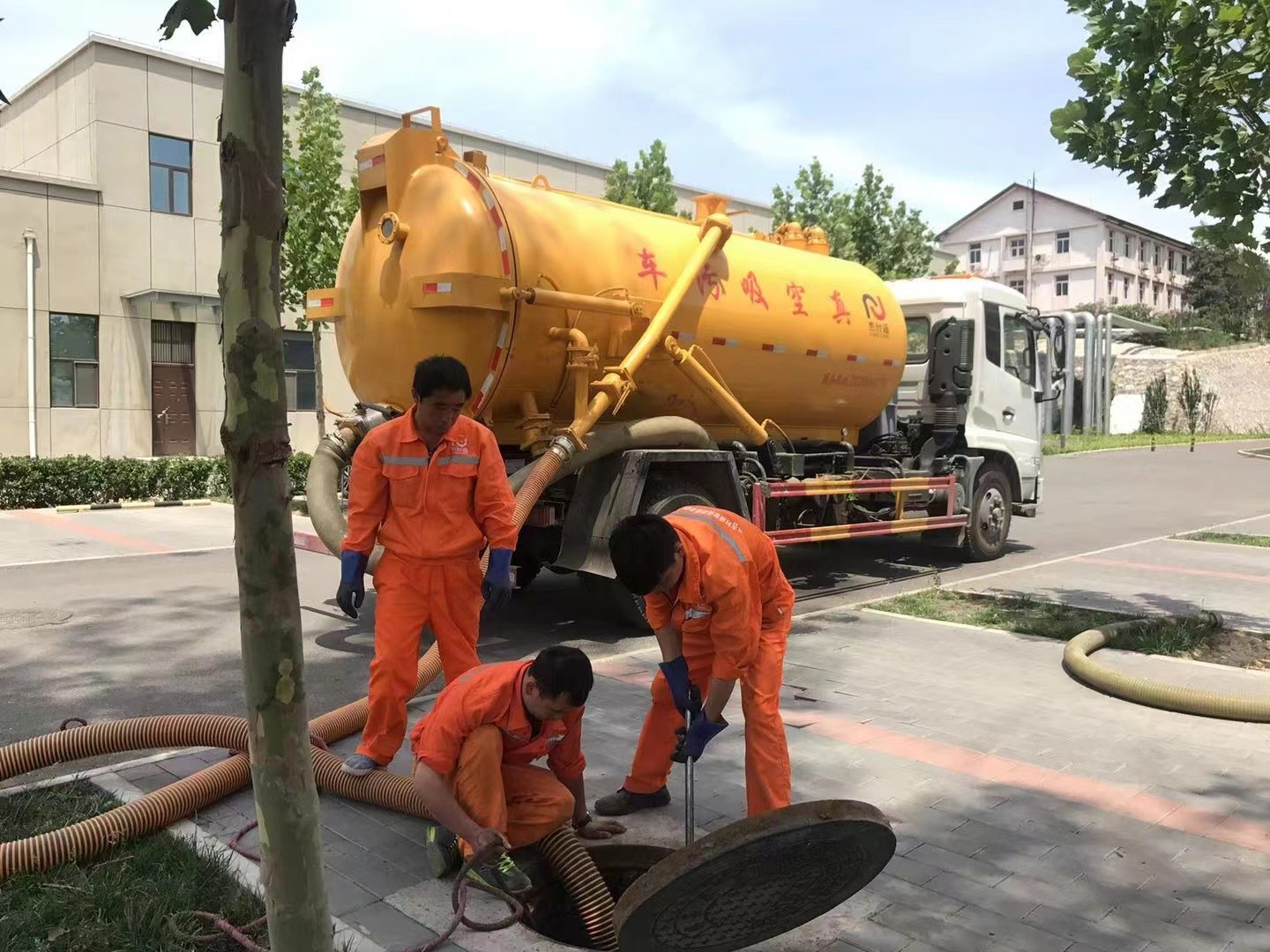 榆次化粪池清理与5-8吨吸粪车施工效率分析